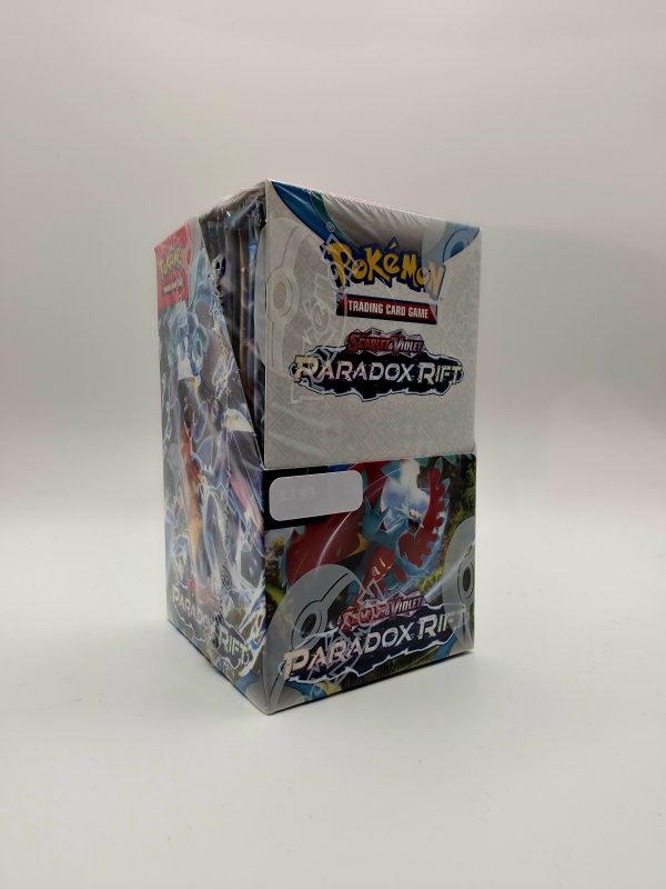 Pokémon TCG: Scarlet & Violet-Paradox Rift Half Booster Box  (18 Packs)